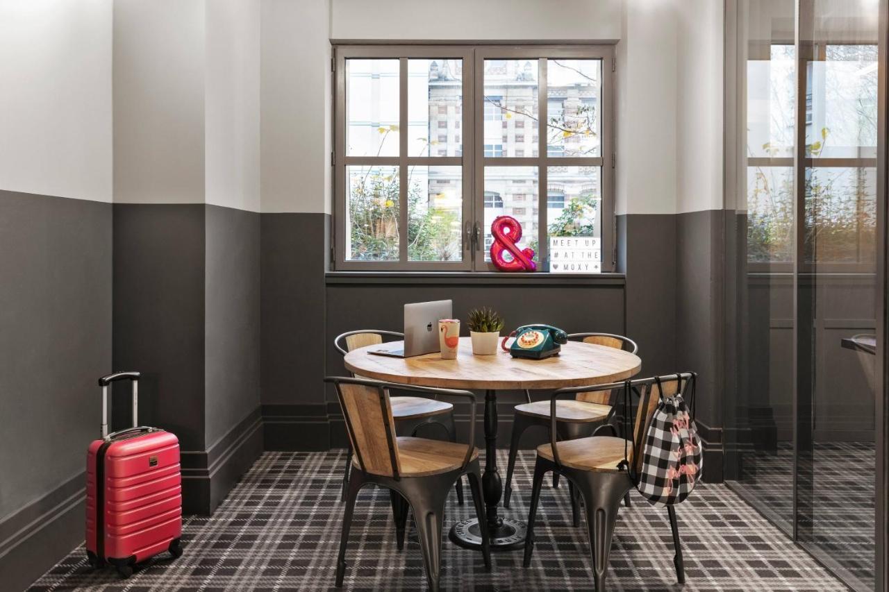 Moxy Lille City Luaran gambar